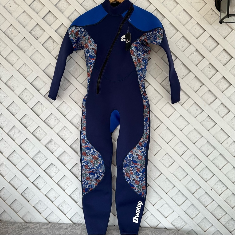 Blue Neoprene Wetsuit with Geometric Accents - Picture 2 of 14